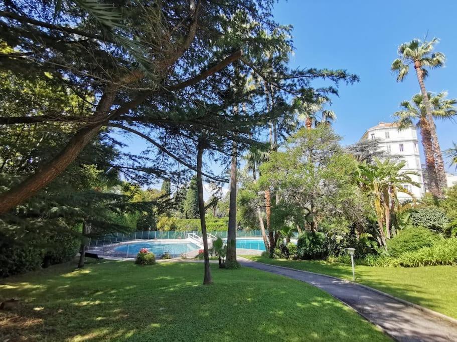 2 Bedrooms Seafront Κάννες Εξωτερικό φωτογραφία
