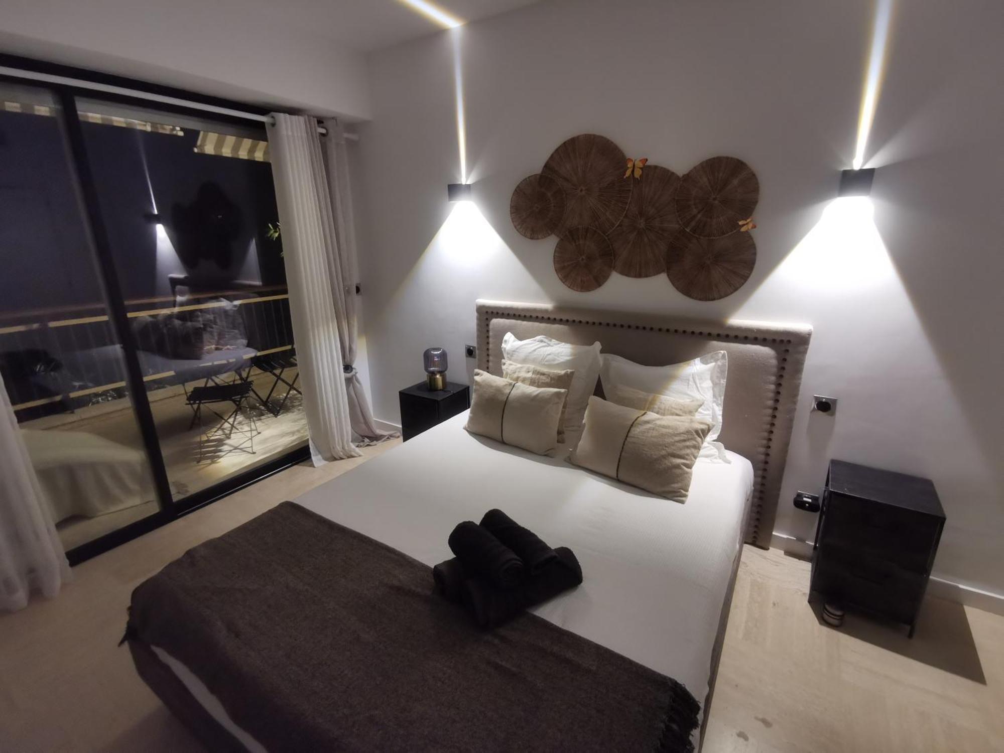 2 Bedrooms Seafront Κάννες Εξωτερικό φωτογραφία