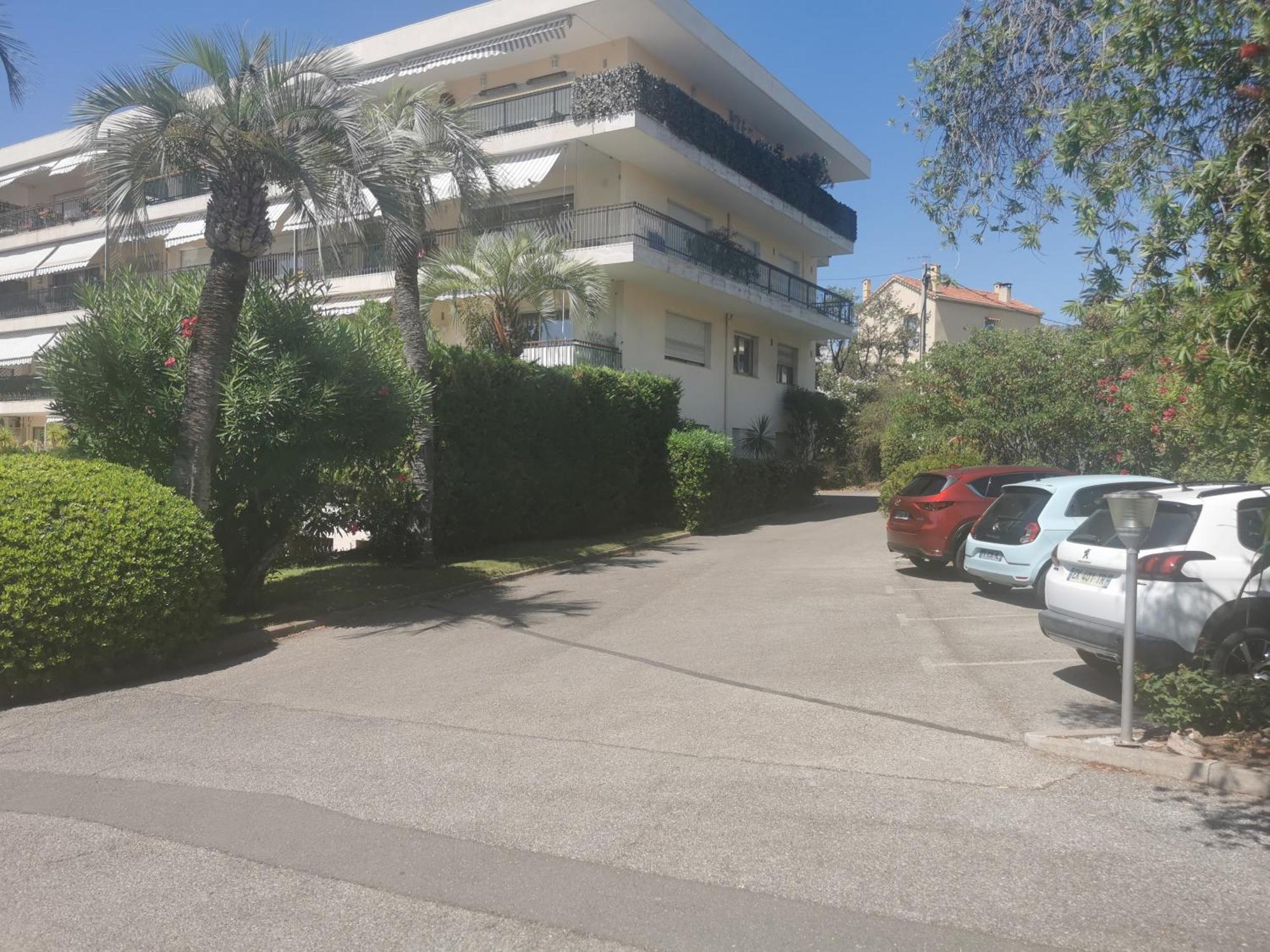 2 Bedrooms Seafront Κάννες Εξωτερικό φωτογραφία